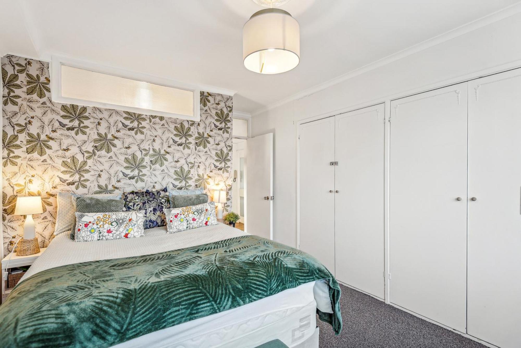 Spacious2br-balcony-parking-25mincentrallondon * Londra